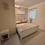 In Kroatien Fuer 9 Personen Дом отдыха